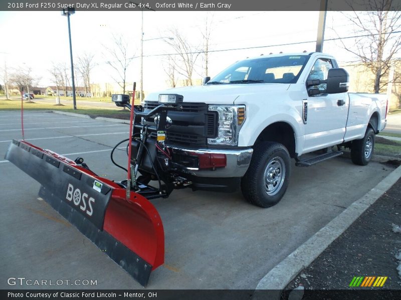 Oxford White / Earth Gray 2018 Ford F250 Super Duty XL Regular Cab 4x4