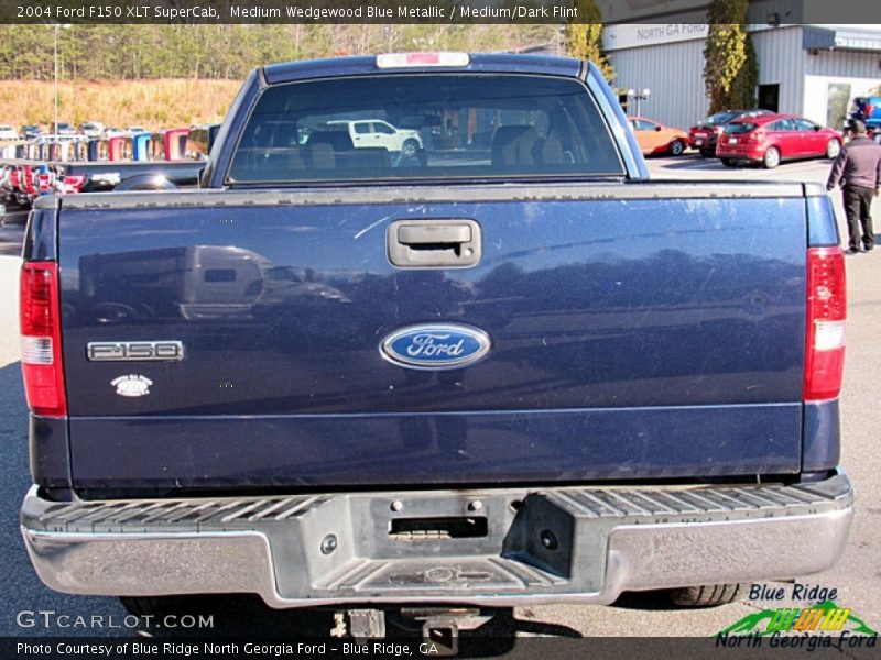 Medium Wedgewood Blue Metallic / Medium/Dark Flint 2004 Ford F150 XLT SuperCab