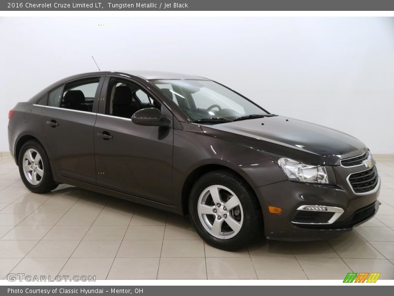 Tungsten Metallic / Jet Black 2016 Chevrolet Cruze Limited LT