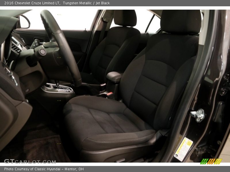 Tungsten Metallic / Jet Black 2016 Chevrolet Cruze Limited LT