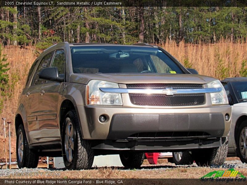 Sandstone Metallic / Light Cashmere 2005 Chevrolet Equinox LT