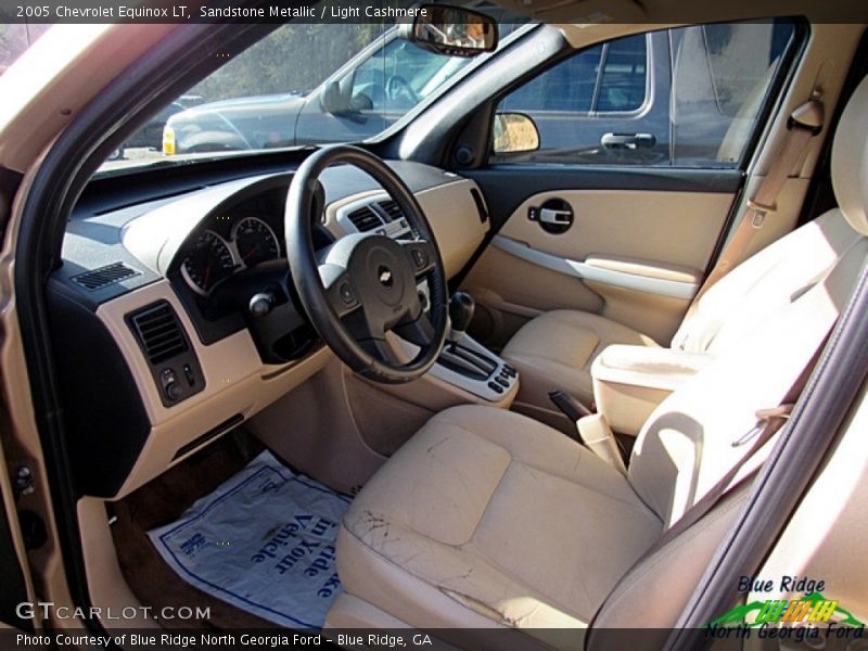 Sandstone Metallic / Light Cashmere 2005 Chevrolet Equinox LT