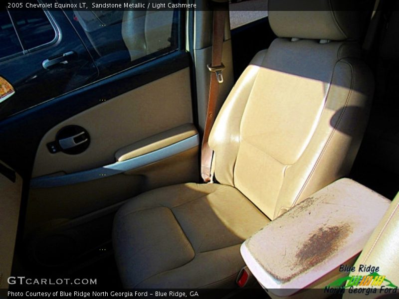 Sandstone Metallic / Light Cashmere 2005 Chevrolet Equinox LT