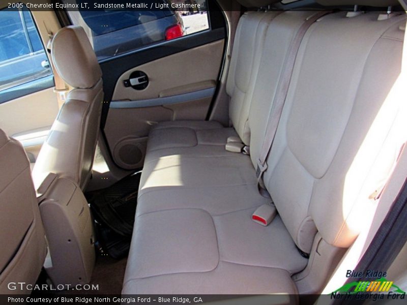 Sandstone Metallic / Light Cashmere 2005 Chevrolet Equinox LT