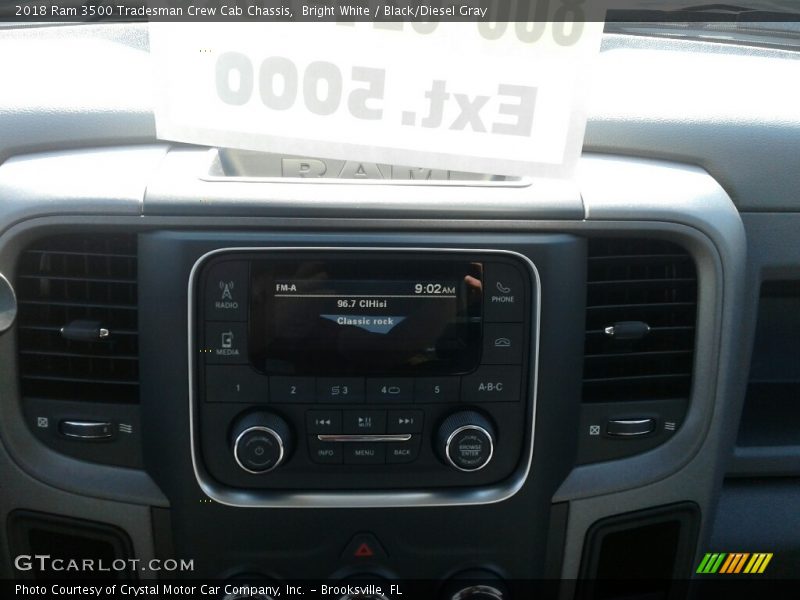 Bright White / Black/Diesel Gray 2018 Ram 3500 Tradesman Crew Cab Chassis