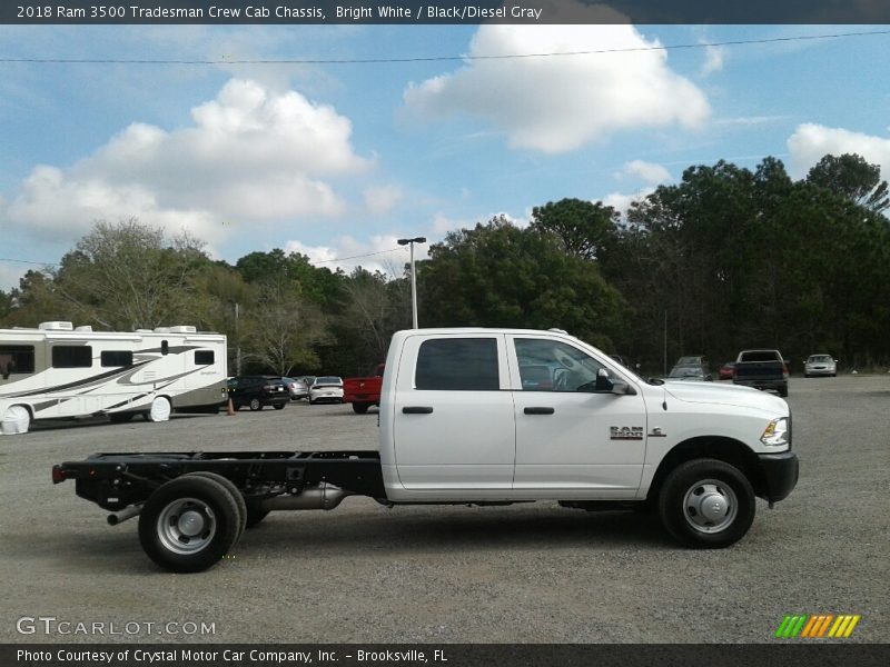 Bright White / Black/Diesel Gray 2018 Ram 3500 Tradesman Crew Cab Chassis