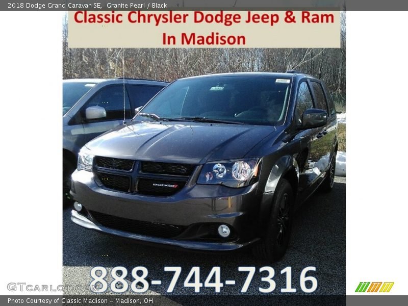 Granite Pearl / Black 2018 Dodge Grand Caravan SE