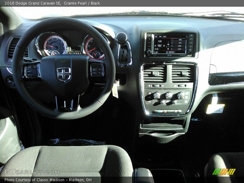 Granite Pearl / Black 2018 Dodge Grand Caravan SE