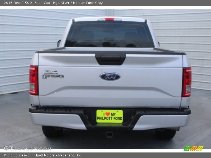 Ingot Silver / Medium Earth Gray 2016 Ford F150 XL SuperCab