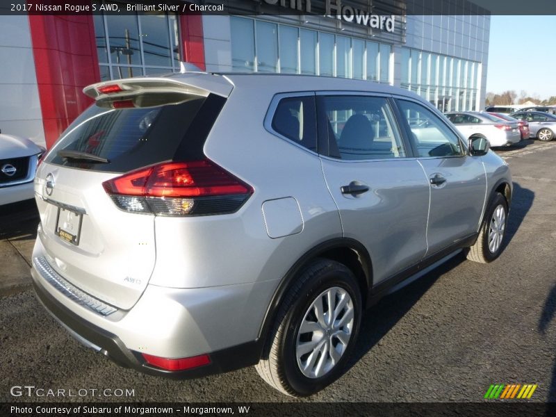 Brilliant Silver / Charcoal 2017 Nissan Rogue S AWD