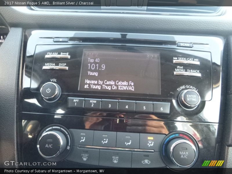Brilliant Silver / Charcoal 2017 Nissan Rogue S AWD