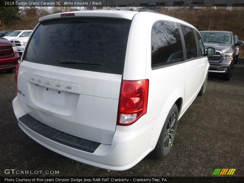 White Knuckle / Black 2018 Dodge Grand Caravan SE