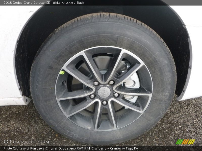 White Knuckle / Black 2018 Dodge Grand Caravan SE