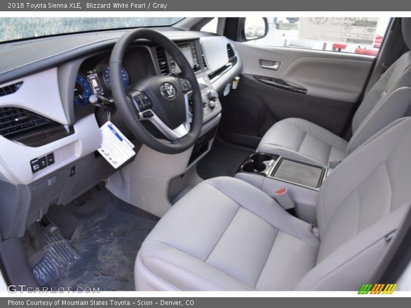 Blizzard White Pearl / Gray 2018 Toyota Sienna XLE