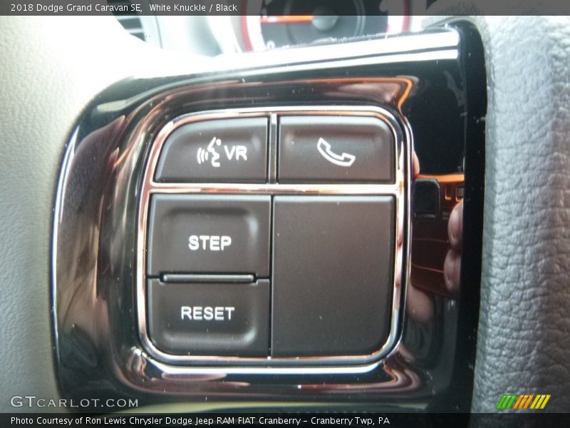 White Knuckle / Black 2018 Dodge Grand Caravan SE
