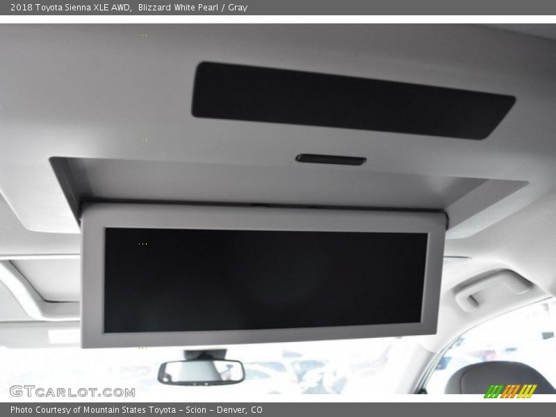 Blizzard White Pearl / Gray 2018 Toyota Sienna XLE AWD