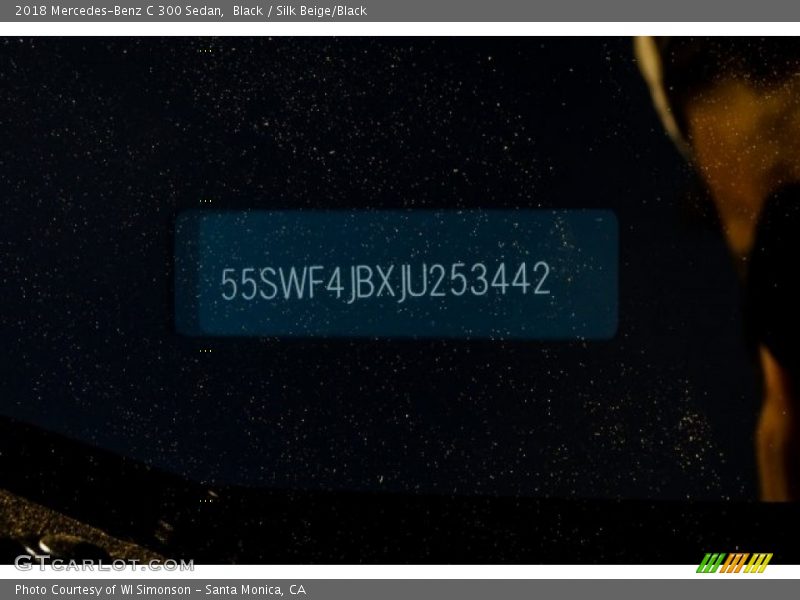 Black / Silk Beige/Black 2018 Mercedes-Benz C 300 Sedan