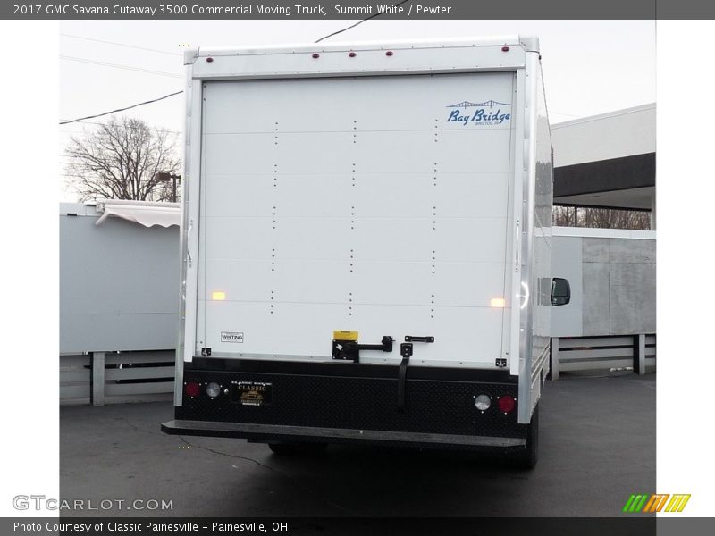 Summit White / Pewter 2017 GMC Savana Cutaway 3500 Commercial Moving Truck