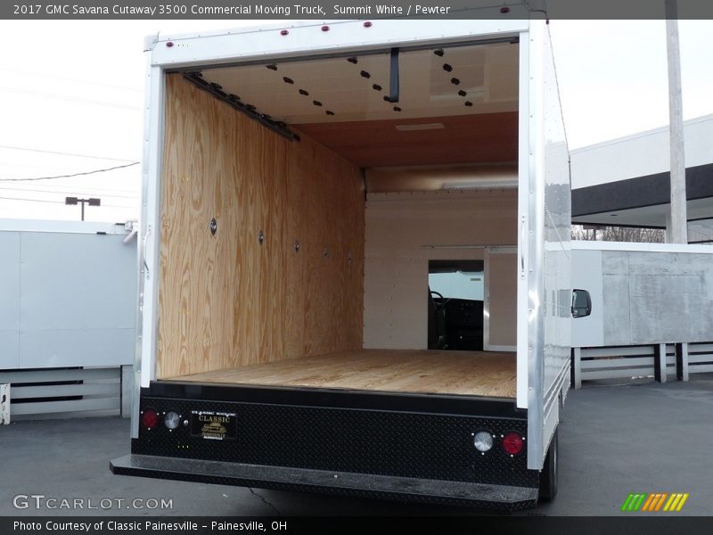 Summit White / Pewter 2017 GMC Savana Cutaway 3500 Commercial Moving Truck