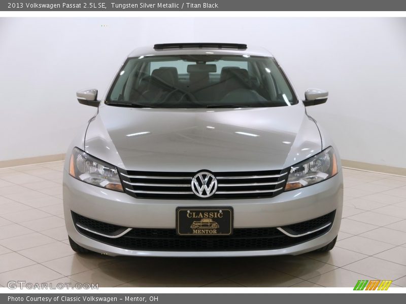 Tungsten Silver Metallic / Titan Black 2013 Volkswagen Passat 2.5L SE