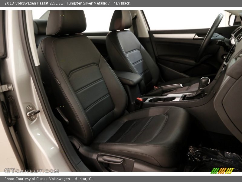 Tungsten Silver Metallic / Titan Black 2013 Volkswagen Passat 2.5L SE