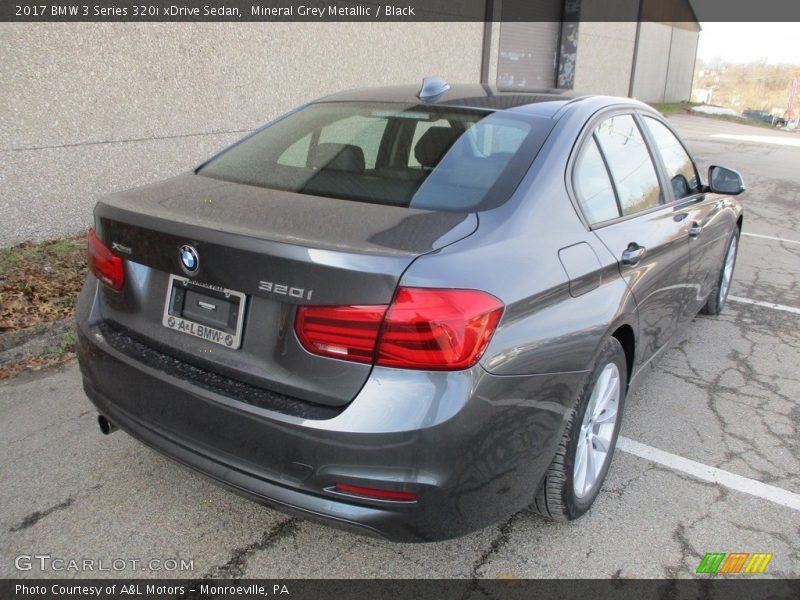 Mineral Grey Metallic / Black 2017 BMW 3 Series 320i xDrive Sedan
