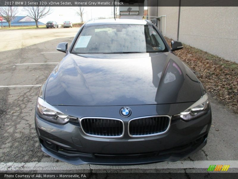 Mineral Grey Metallic / Black 2017 BMW 3 Series 320i xDrive Sedan