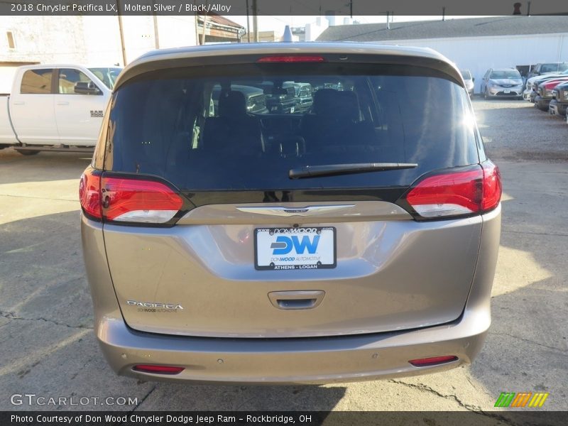 Molten Silver / Black/Alloy 2018 Chrysler Pacifica LX