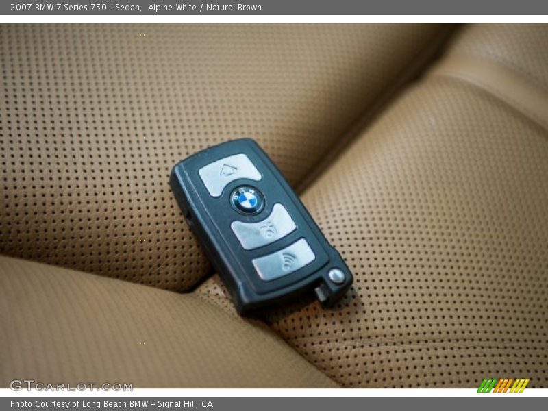 Alpine White / Natural Brown 2007 BMW 7 Series 750Li Sedan