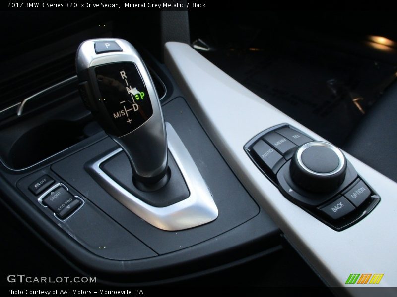 Mineral Grey Metallic / Black 2017 BMW 3 Series 320i xDrive Sedan