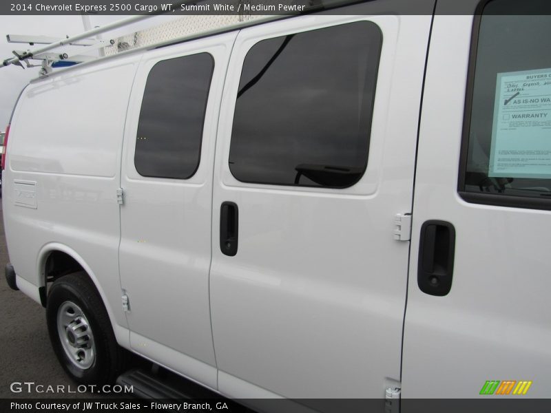 Summit White / Medium Pewter 2014 Chevrolet Express 2500 Cargo WT
