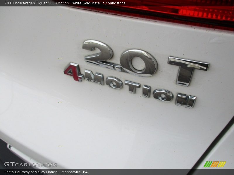 White Gold Metallic / Sandstone 2010 Volkswagen Tiguan SEL 4Motion