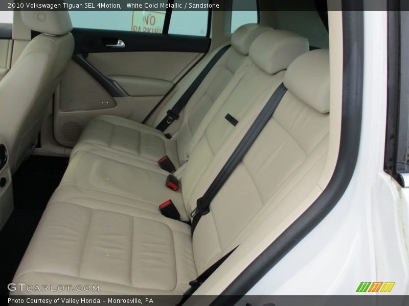 White Gold Metallic / Sandstone 2010 Volkswagen Tiguan SEL 4Motion