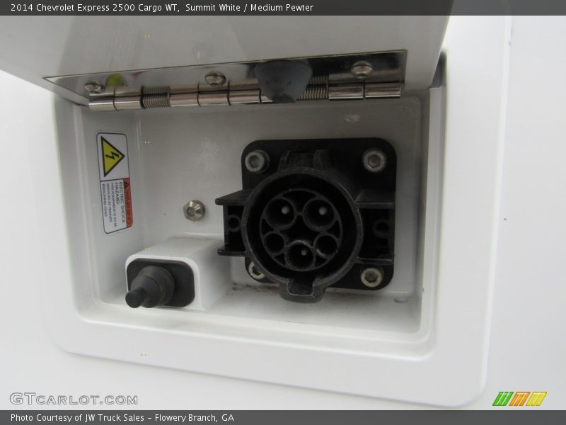 Summit White / Medium Pewter 2014 Chevrolet Express 2500 Cargo WT