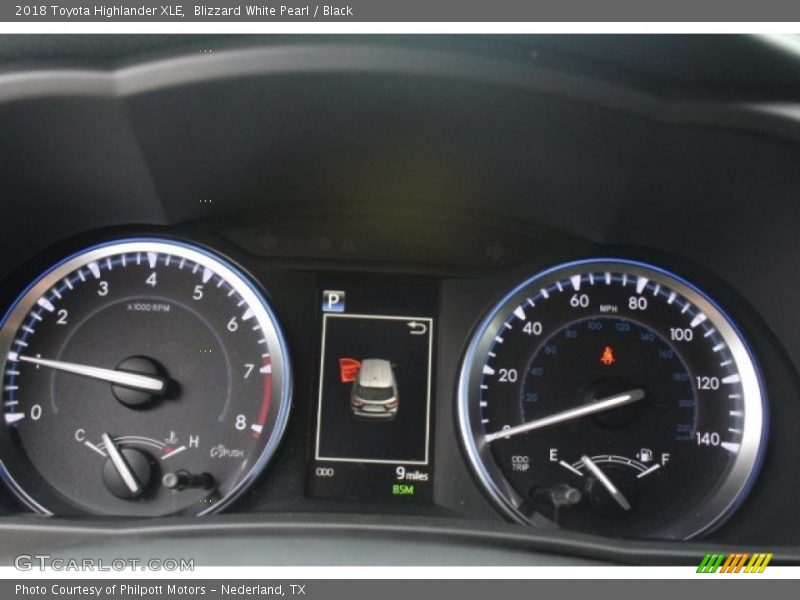 Blizzard White Pearl / Black 2018 Toyota Highlander XLE