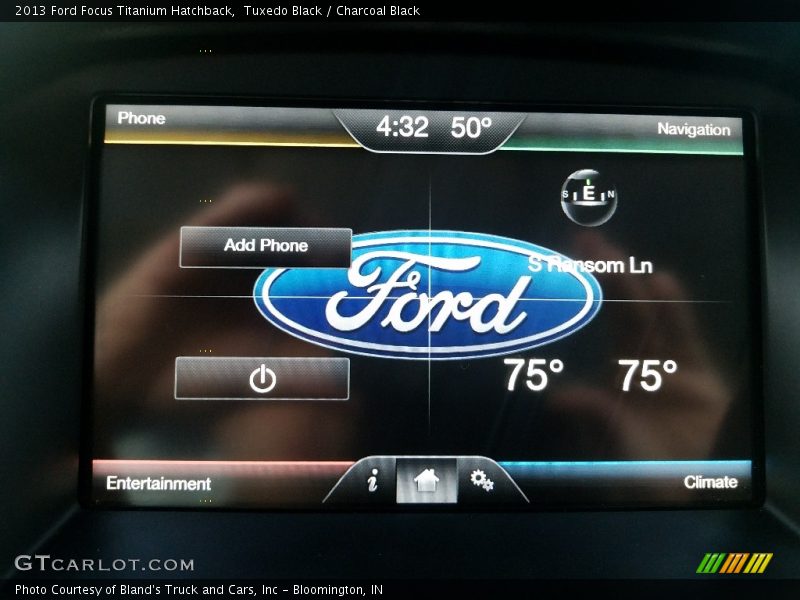 Tuxedo Black / Charcoal Black 2013 Ford Focus Titanium Hatchback