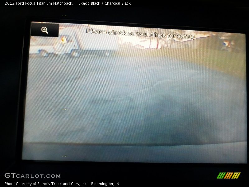 Tuxedo Black / Charcoal Black 2013 Ford Focus Titanium Hatchback
