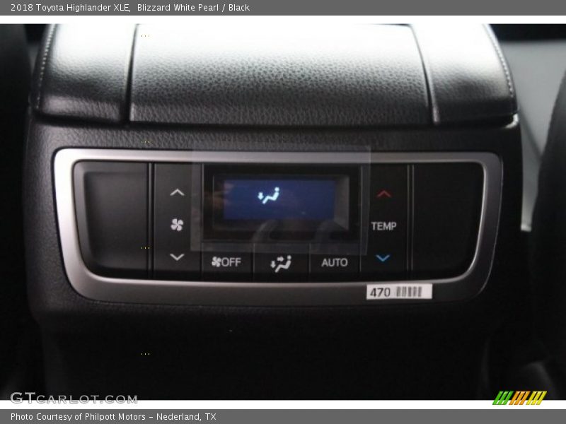 Blizzard White Pearl / Black 2018 Toyota Highlander XLE