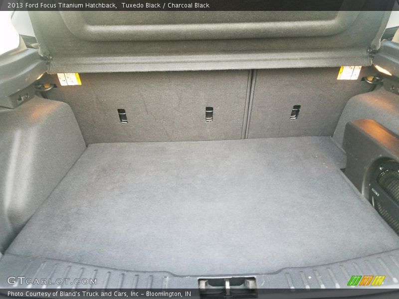 Tuxedo Black / Charcoal Black 2013 Ford Focus Titanium Hatchback