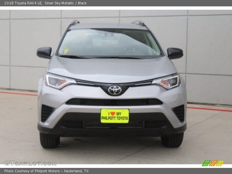 Silver Sky Metallic / Black 2018 Toyota RAV4 LE
