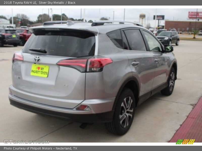 Silver Sky Metallic / Black 2018 Toyota RAV4 LE