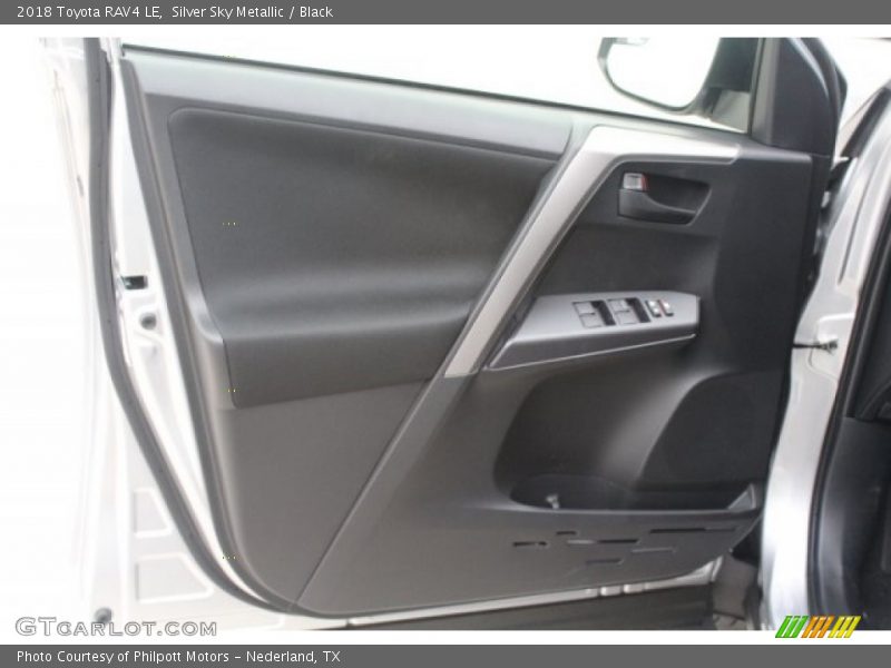Silver Sky Metallic / Black 2018 Toyota RAV4 LE