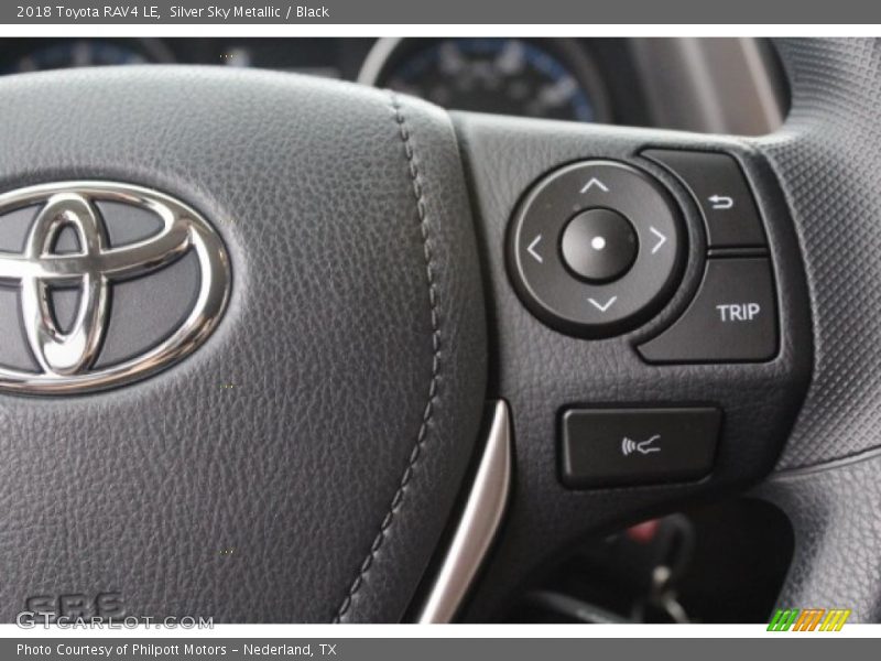 Silver Sky Metallic / Black 2018 Toyota RAV4 LE