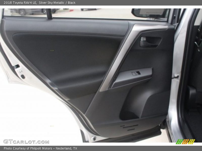 Silver Sky Metallic / Black 2018 Toyota RAV4 LE