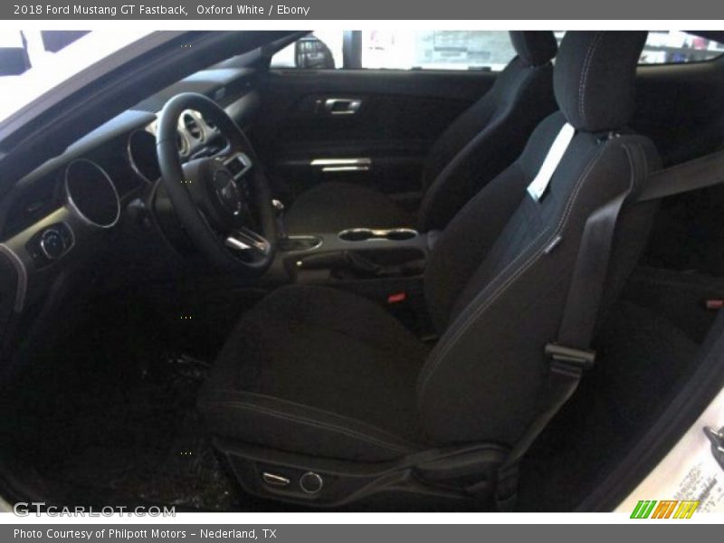Oxford White / Ebony 2018 Ford Mustang GT Fastback