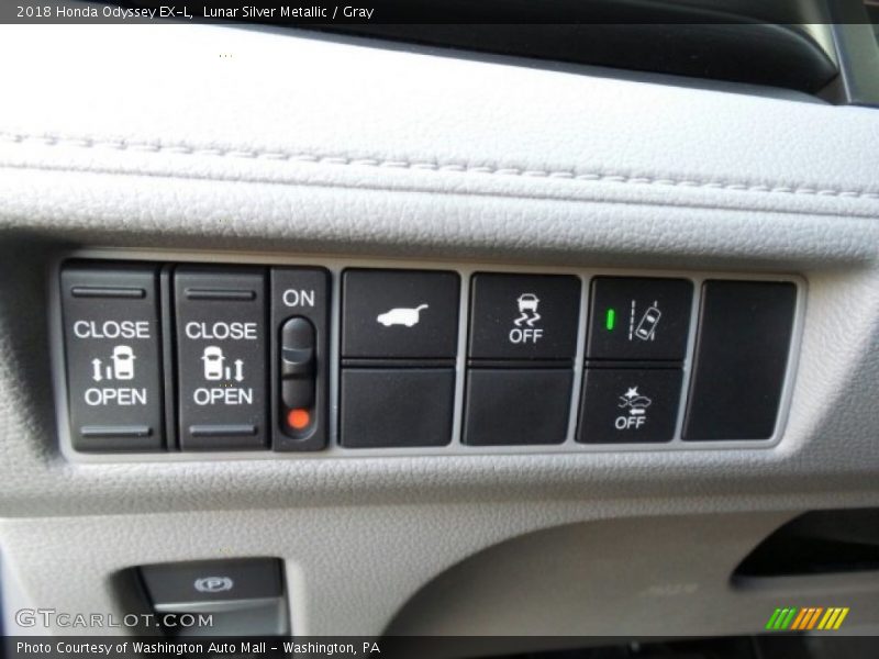Lunar Silver Metallic / Gray 2018 Honda Odyssey EX-L