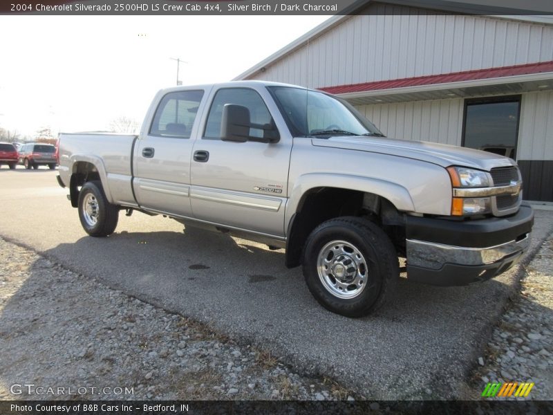 Silver Birch / Dark Charcoal 2004 Chevrolet Silverado 2500HD LS Crew Cab 4x4