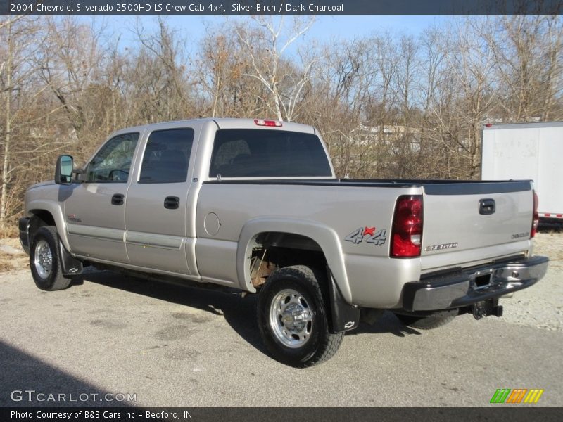 Silver Birch / Dark Charcoal 2004 Chevrolet Silverado 2500HD LS Crew Cab 4x4