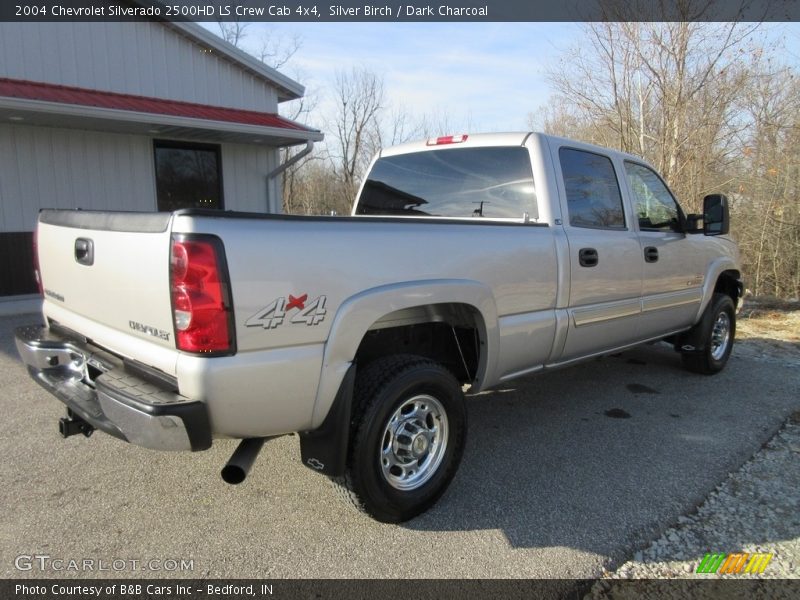 Silver Birch / Dark Charcoal 2004 Chevrolet Silverado 2500HD LS Crew Cab 4x4