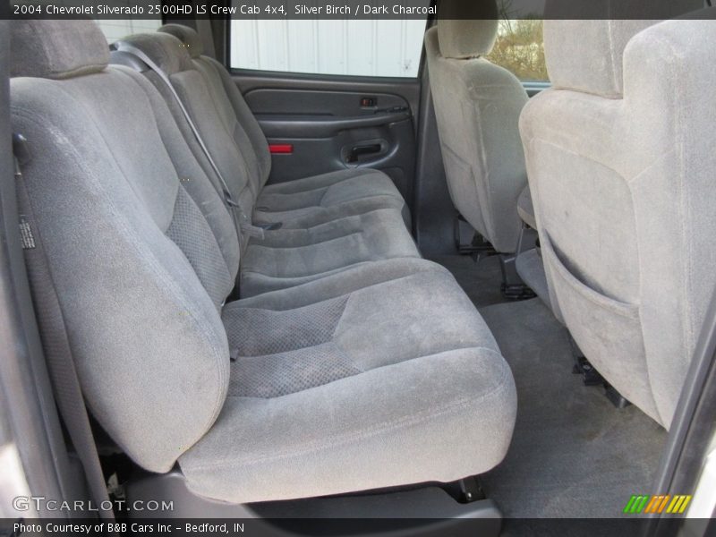 Silver Birch / Dark Charcoal 2004 Chevrolet Silverado 2500HD LS Crew Cab 4x4